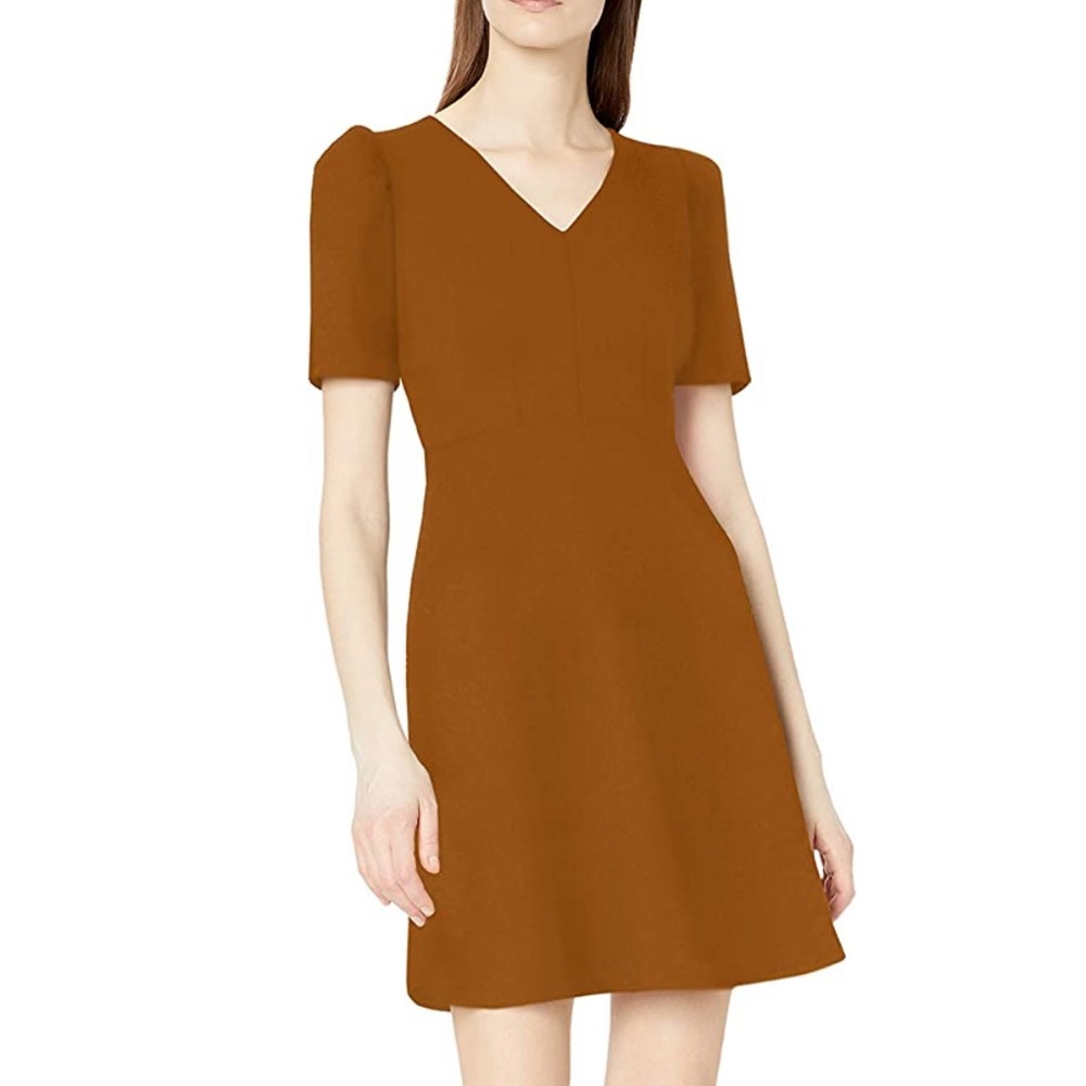 Lark & Ro Women's Florence Gathered Detail Half Sleeve V-Neck Dress
